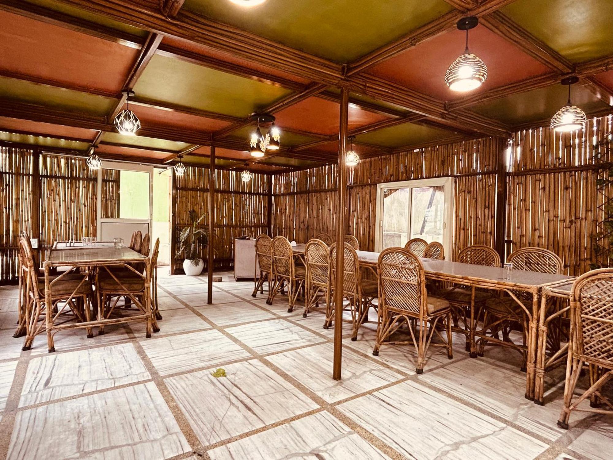 The For You Hotel & Restaurant Rishīkesh Extérieur photo